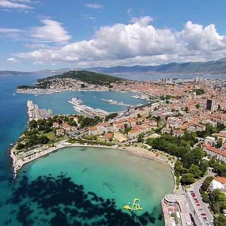 With Wifi - 15213 سبليت